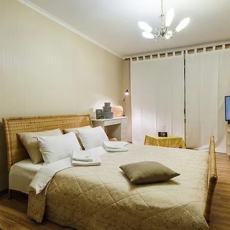 Apartment Gostiny Dom Nezavisimosti *